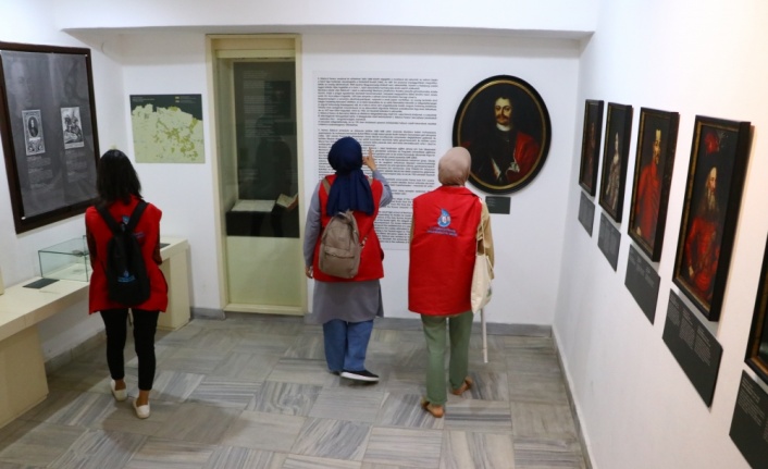 Damla Projesi kapsamında Tekirdağ'a gelen 39 üniversiteli müzeleri gezdi