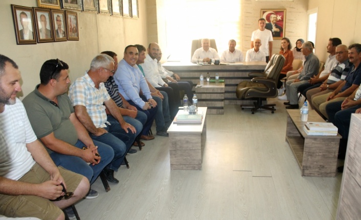 AK Parti Balıkesir Milletvekili Mustafa Canbey, Manyas'ta ziyaretlerde bulundu