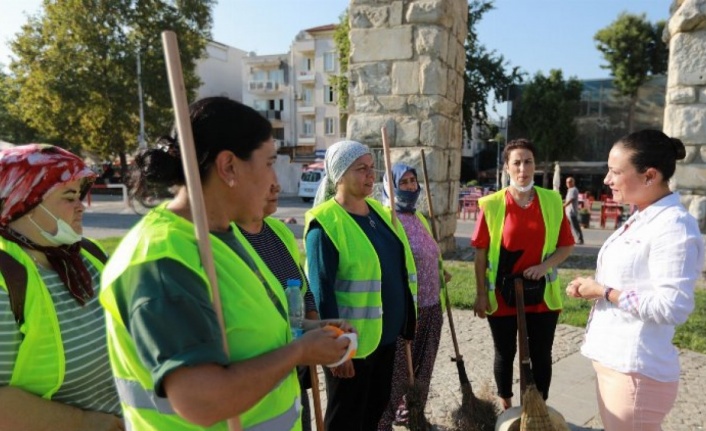 İzmir Efes Selçuk'un kadın başkanı, sokakları da kadınlara emanet etti