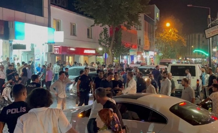 Adıyaman'da polis ekipleri kavgayı ayırırken saldırıya uğradı