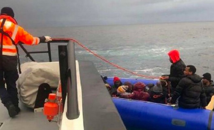 Antalya Kaş'ta 300 göçmen kurtarıldı
