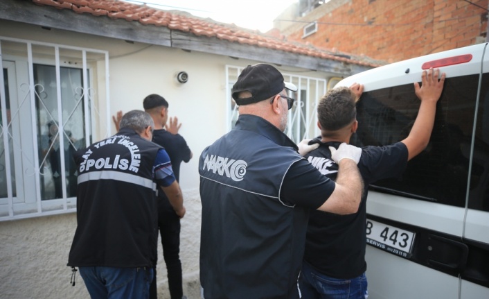 Kırklareli'nde narkotik denetiminde 8 kişi gözaltına alındı