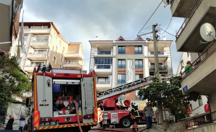 Karamürsel'de evde çıkan yangın hasara neden oldu