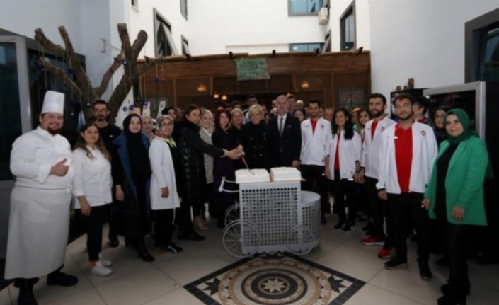Bursa'da İnegöl Belediyesi öğretmenlerini unutmadı