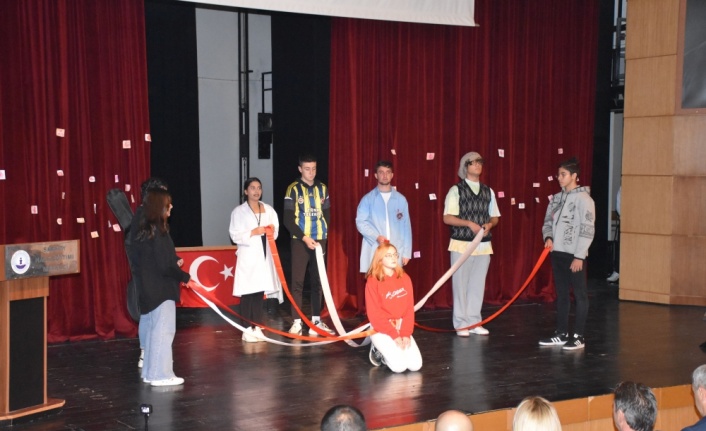 Şarköy'de 24 Kasım Öğretmenler Günü kutlandı