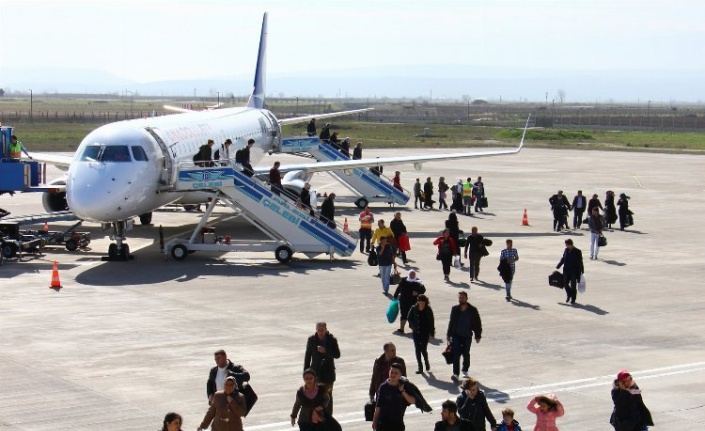Bursa Yenişehir'den 112 bin yolcu 'hava'landı