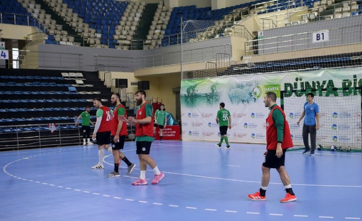 Sakarya Hentbol'de Türkiye Kupası hazırlıklarını tamamladı