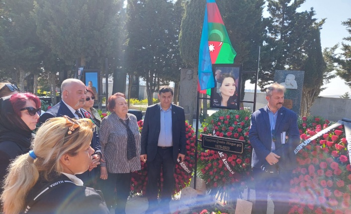 Kocaeli Milli Kuruluşlar Birliği Ganire Paşayeva'nın cenazesine katıldı.