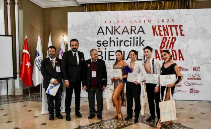 Türkiye'nin ilk şehircilik bienali Ankara'da başladı
