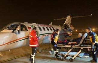 KAYSERİ - Nefes almakta zorlanan hasta ambulans uçakla İstanbul'a gönderildi